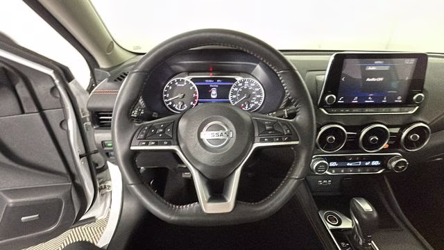 2020 Aspen White/Super Black Nissan Sentra SR FWD Sedan