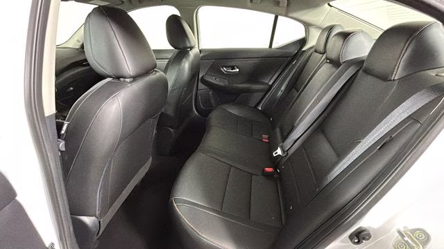 2020 Aspen White/Super Black Nissan Sentra SR FWD Sedan