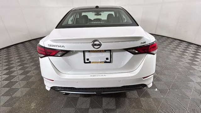2020 Aspen White/Super Black Nissan Sentra SR FWD Sedan