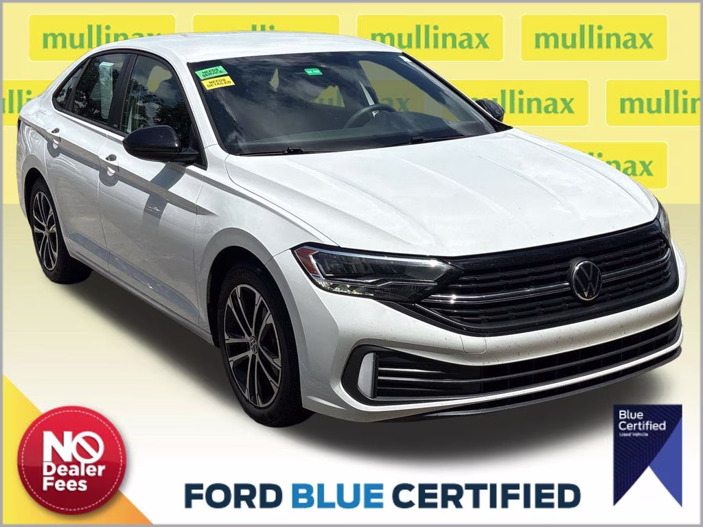 2023 Pure White Volkswagen Jetta 1.5T Sport FWD Sedan