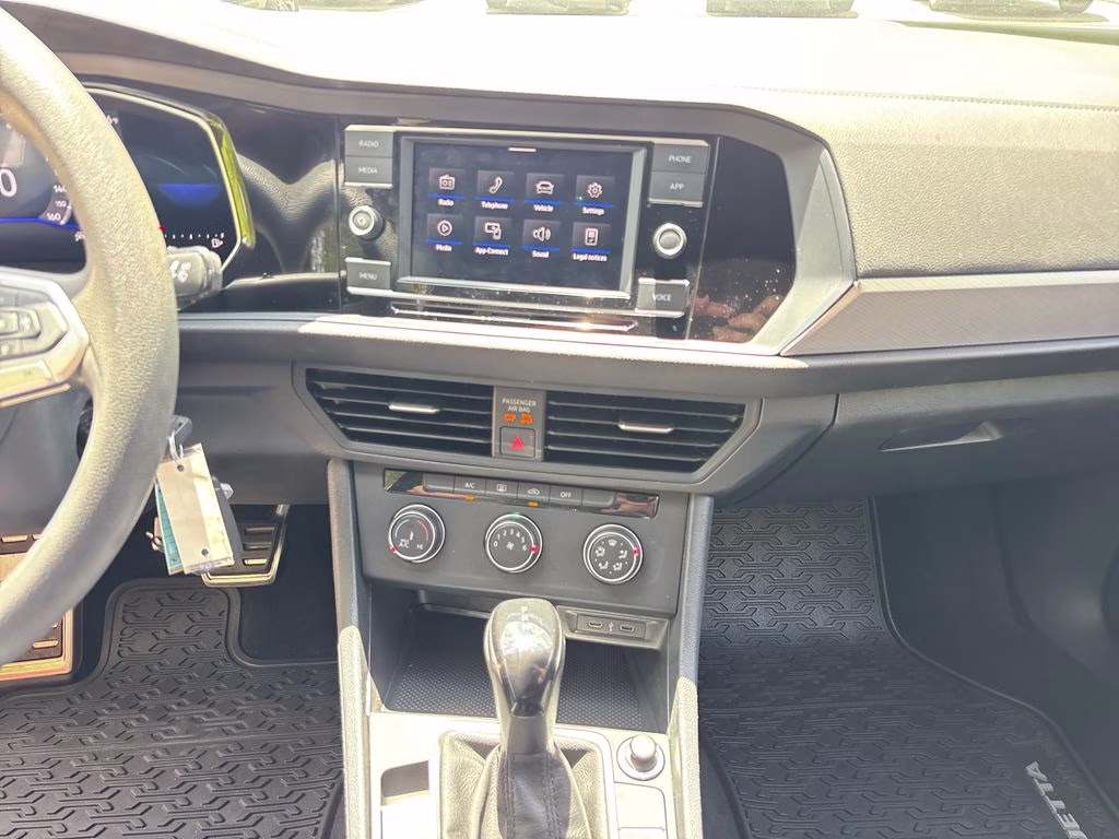 2023 Pure White Volkswagen Jetta 1.5T Sport FWD Sedan