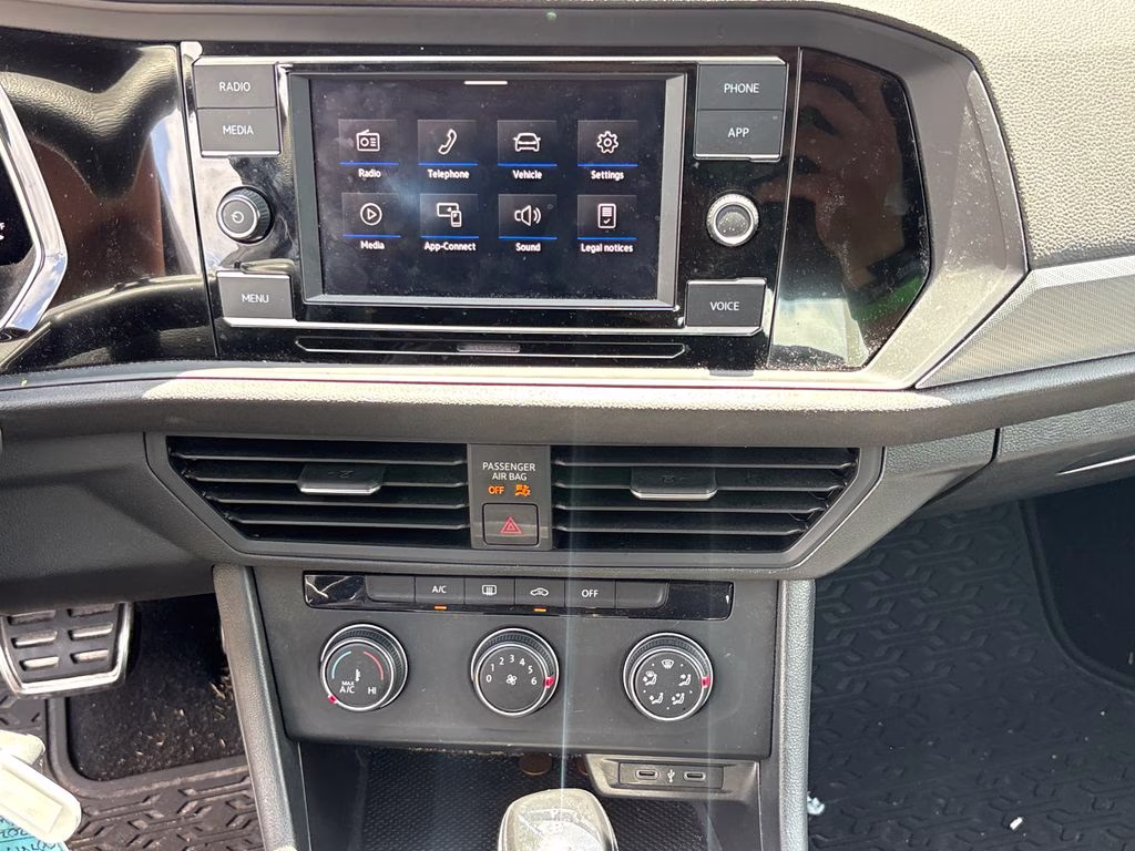 2023 Pure White Volkswagen Jetta 1.5T Sport FWD Sedan