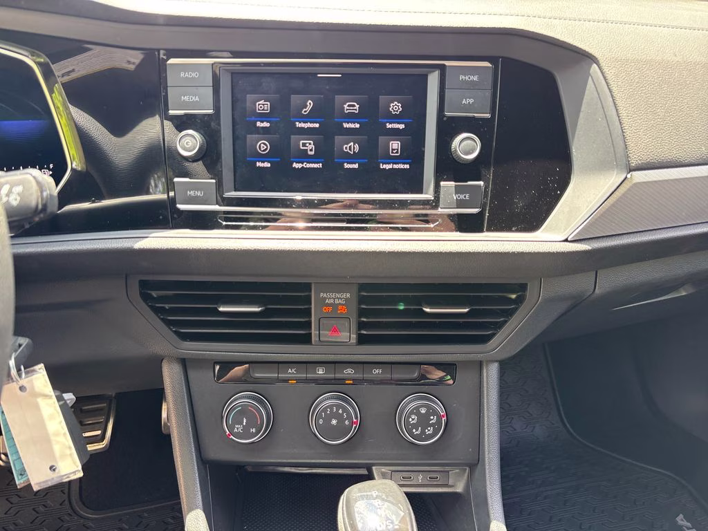 2023 Pure White Volkswagen Jetta 1.5T Sport FWD Sedan