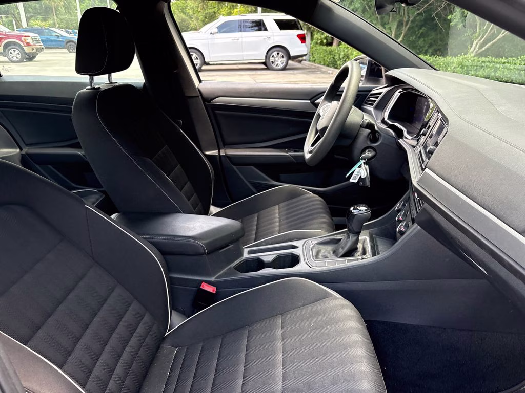 2023 Pure White Volkswagen Jetta 1.5T Sport FWD Sedan