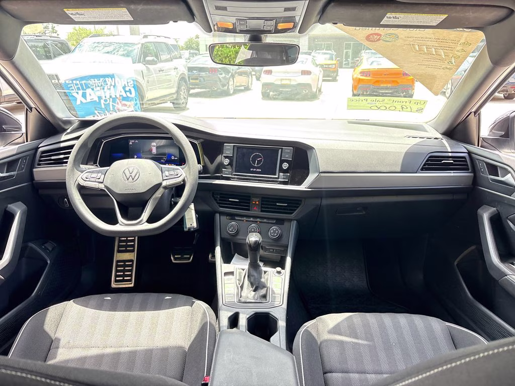 2023 Pure White Volkswagen Jetta 1.5T Sport FWD Sedan