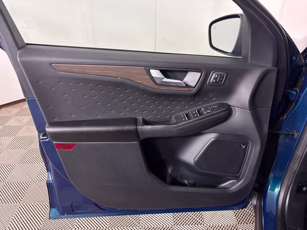 2020 Green Metallic Ford Escape Hybrid Titanium AWD SUV
