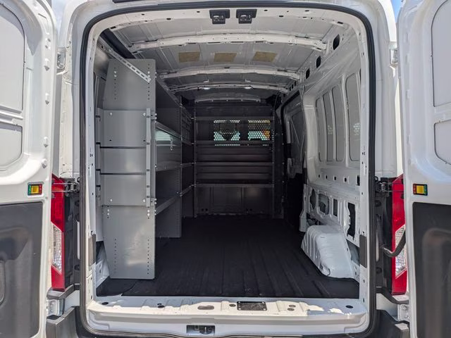 2022 Oxford White Ford E-Transit-350 Base RWD Van