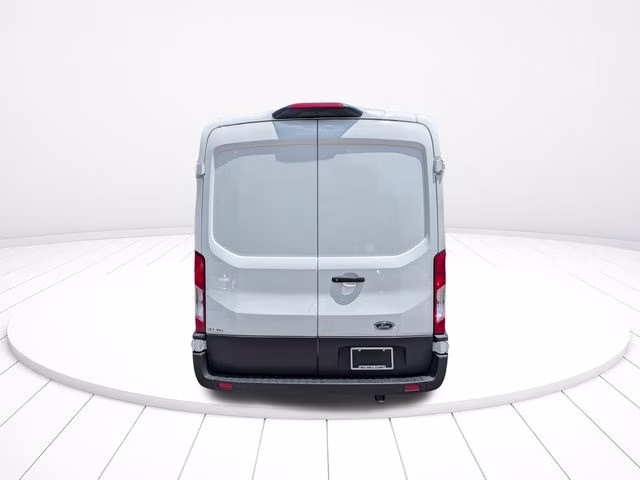2022 Oxford White Ford E-Transit-350 Base RWD Van