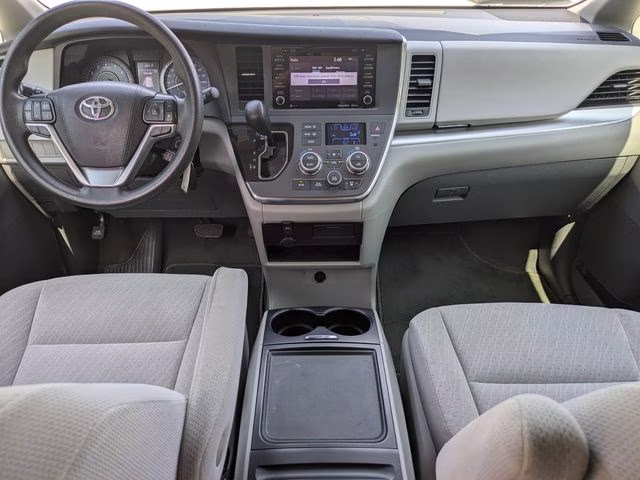 2019 Predawn Gray Mica Toyota Sienna LE FWD Van
