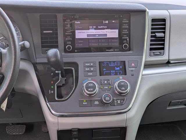 2019 Predawn Gray Mica Toyota Sienna LE FWD Van