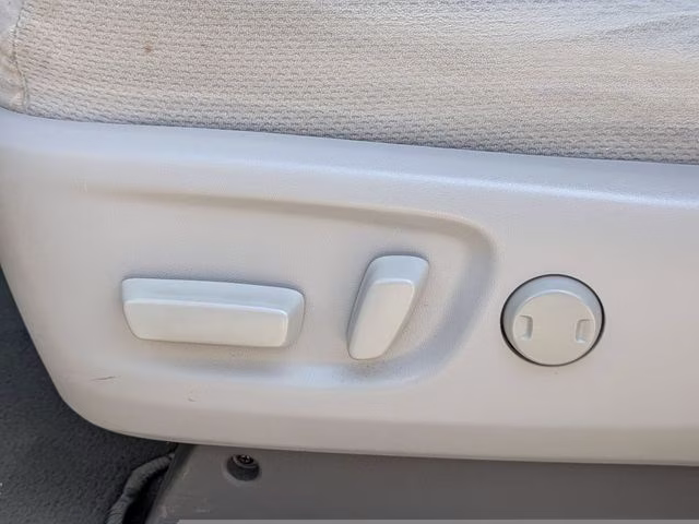 2019 Predawn Gray Mica Toyota Sienna LE FWD Van