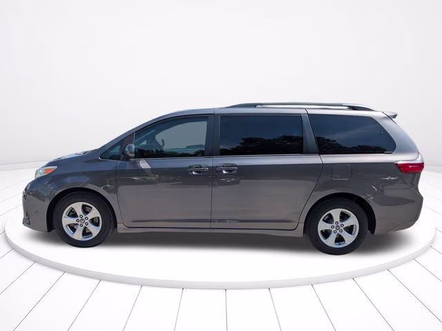 2019 Predawn Gray Mica Toyota Sienna LE FWD Van
