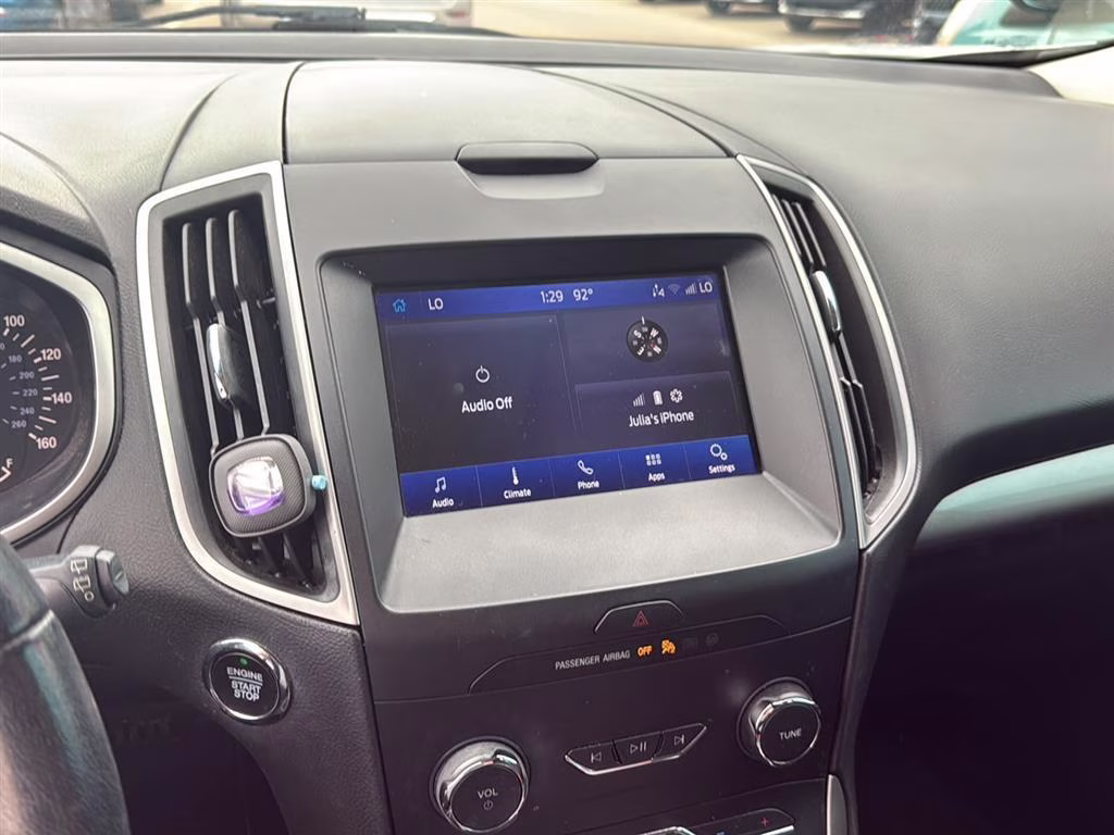 2019 SILVER Ford Edge FWD