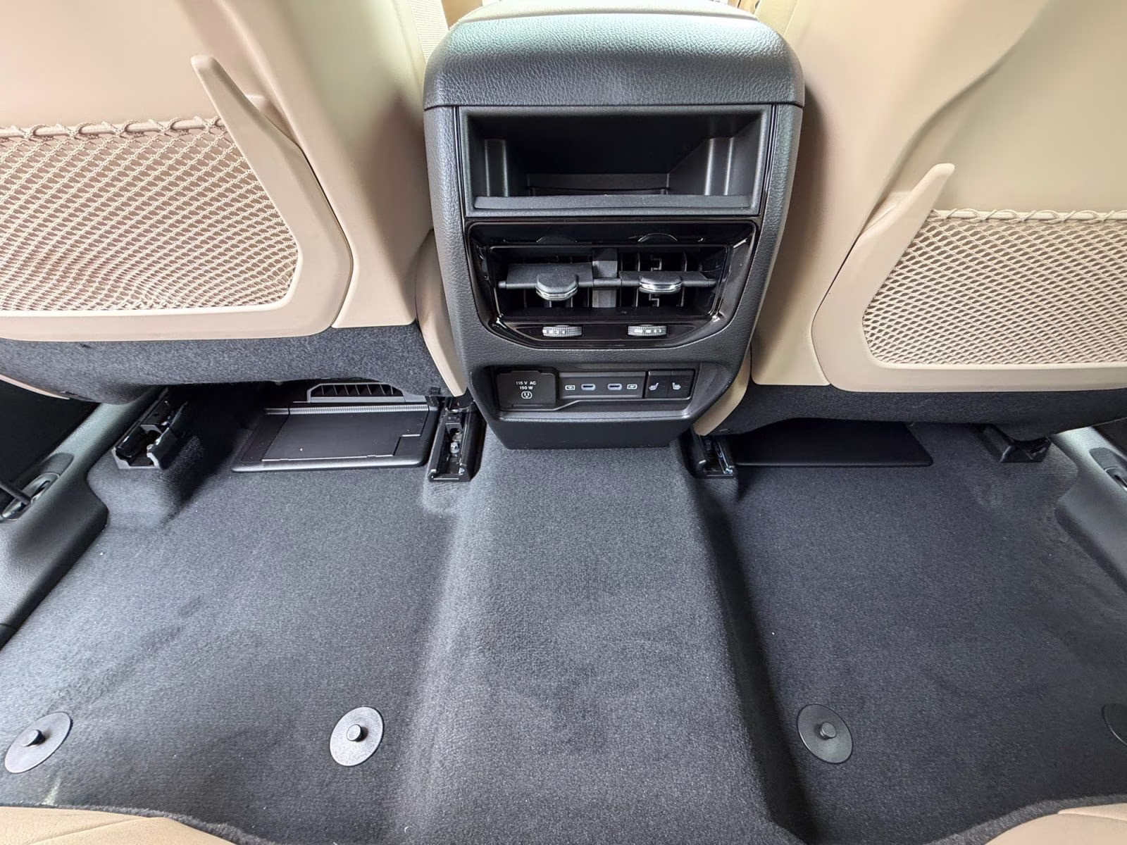 2026 Bright White Clearcoat Jeep Grand Cherokee Limited 4X4 SUV