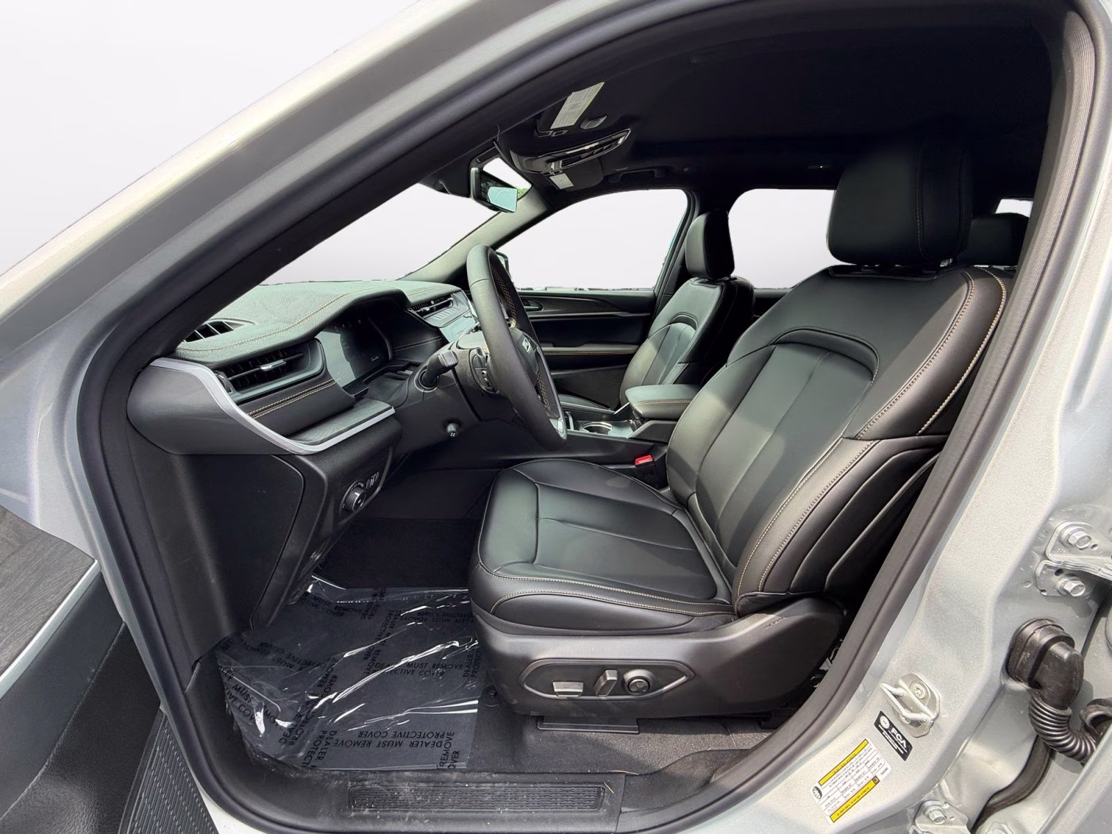 2026 Silver Zynith Jeep Grand Cherokee L Limited 4X4 SUV