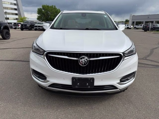 2018 White Frost Tricoat Buick Enclave Premium Group AWD SUV