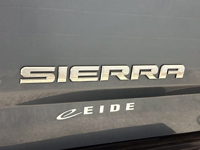 2014 Stealth Gray Metallic GMC Sierra 1500 SLT 4X4 Truck