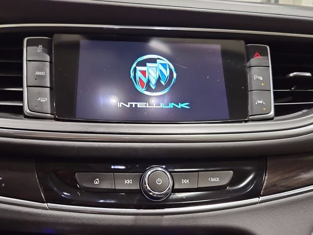 2018 White Frost Tricoat Buick Enclave Premium Group AWD SUV