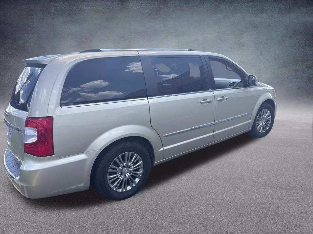 2011 White Gold Clearcoat Chrysler Town & Country Limited FWD Van