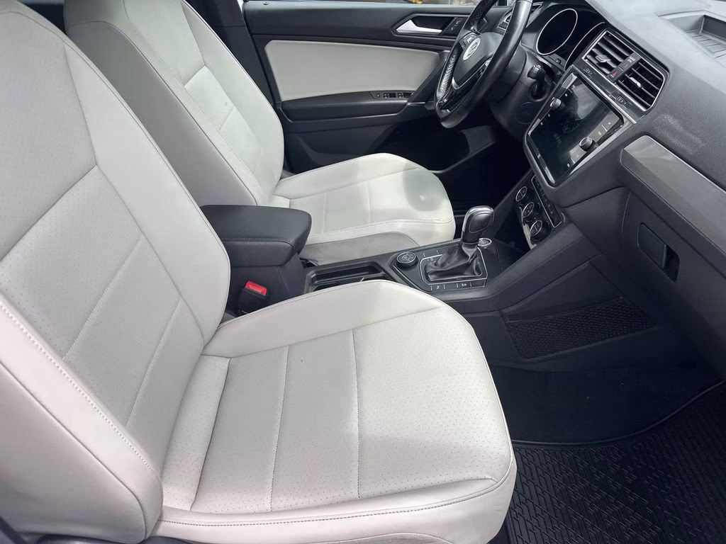 2020 Pure White Volkswagen Tiguan 2.0T SE R-Line Black AWD SUV