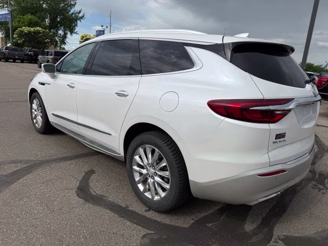 2018 White Frost Tricoat Buick Enclave Premium Group AWD SUV
