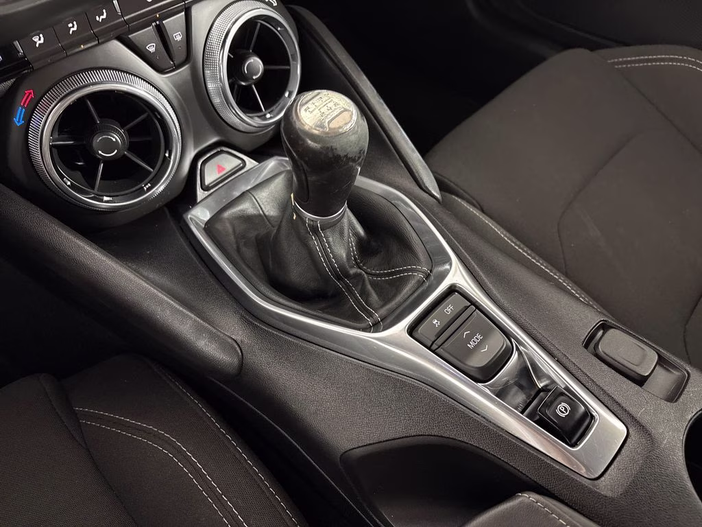 2019 Black Chevrolet Camaro 1LT RWD Coupe
