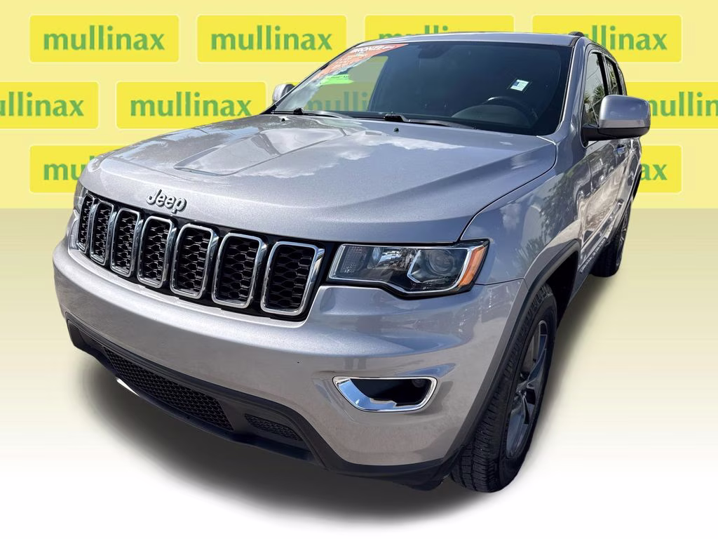 2020 Billet Silver Metallic Clearcoat Jeep Grand Cherokee Laredo E RWD SUV