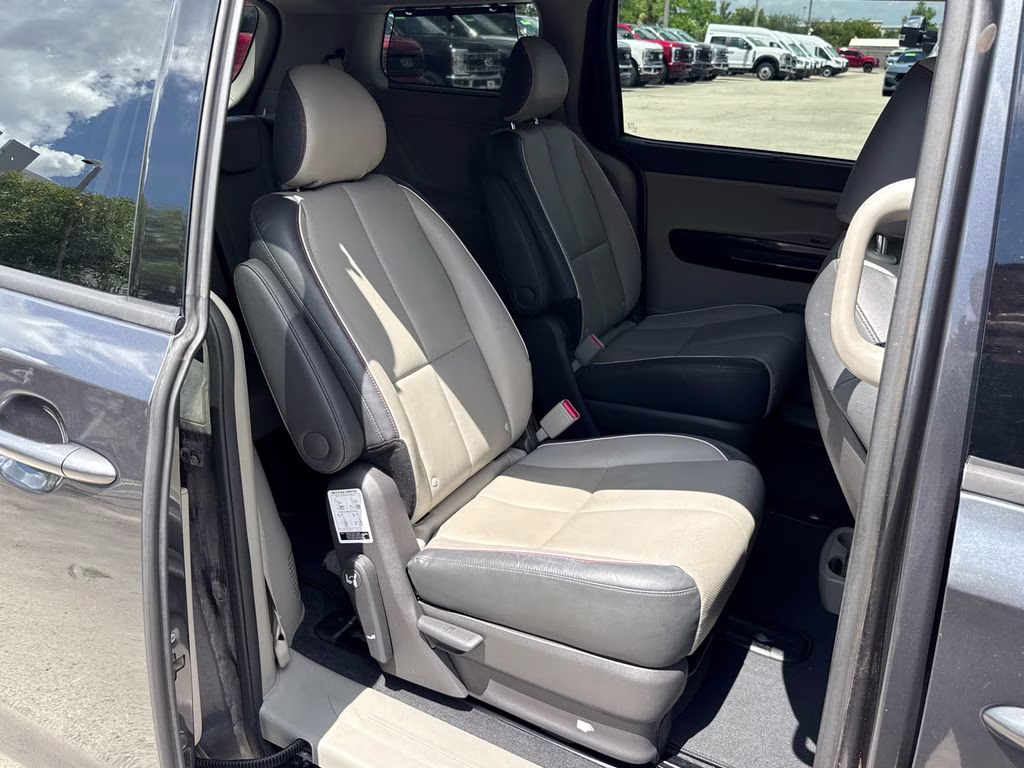 2017 Platinum Graphite Kia Sedona SX FWD Van