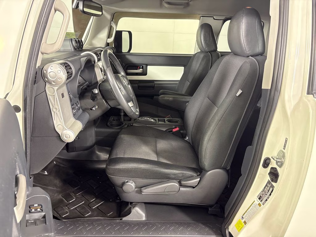 2014 Iceberg Toyota FJ Cruiser Base 4X4 SUV