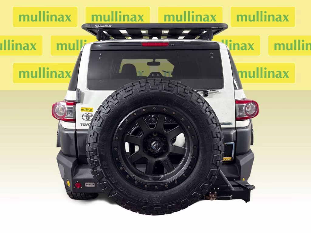 2014 Iceberg Toyota FJ Cruiser Base 4X4 SUV