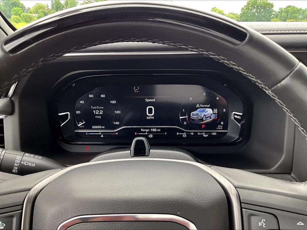 2023 White GMC Yukon XL Denali Ultimate 4X4 SUV