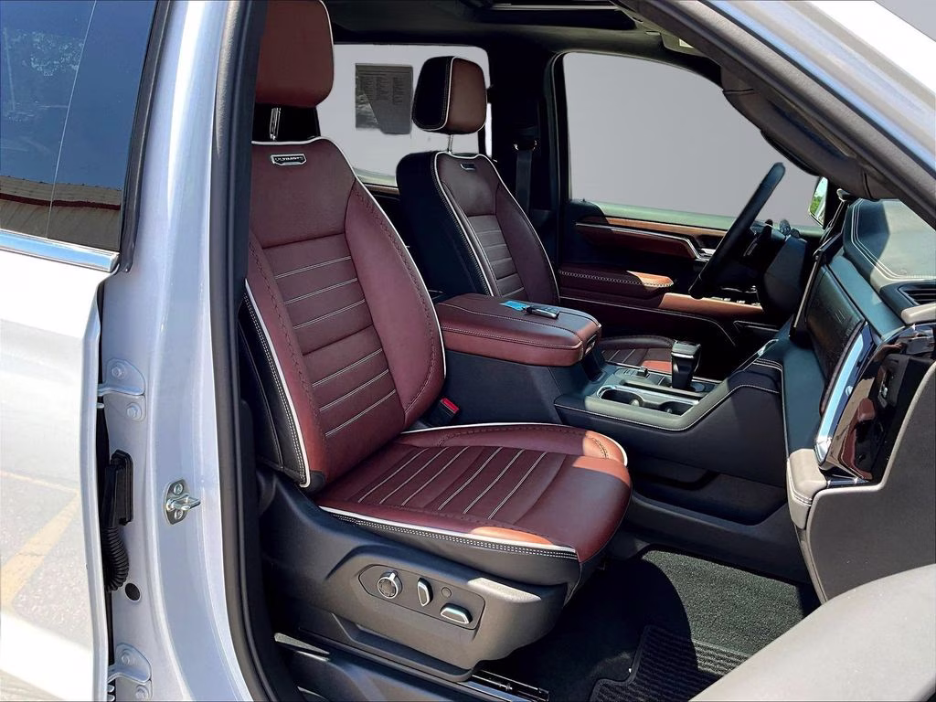 2026 Glacier White Tricoat GMC Sierra 1500 Denali Ultimate 4X4 Truck
