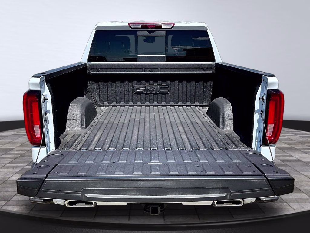 2026 Glacier White Tricoat GMC Sierra 1500 Denali Ultimate 4X4 Truck