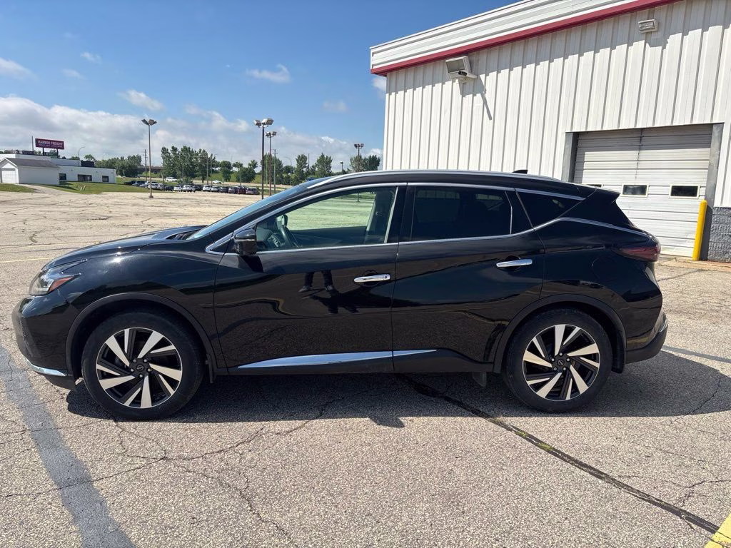 2024 Black Nissan Murano SL AWD SUV