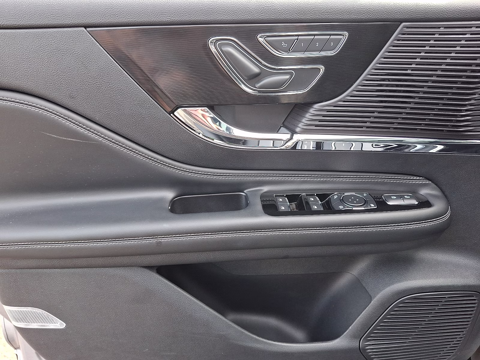 2022 Silver Radiance Metallic Clearcoat - JS Lincoln Corsair Reserve AWD