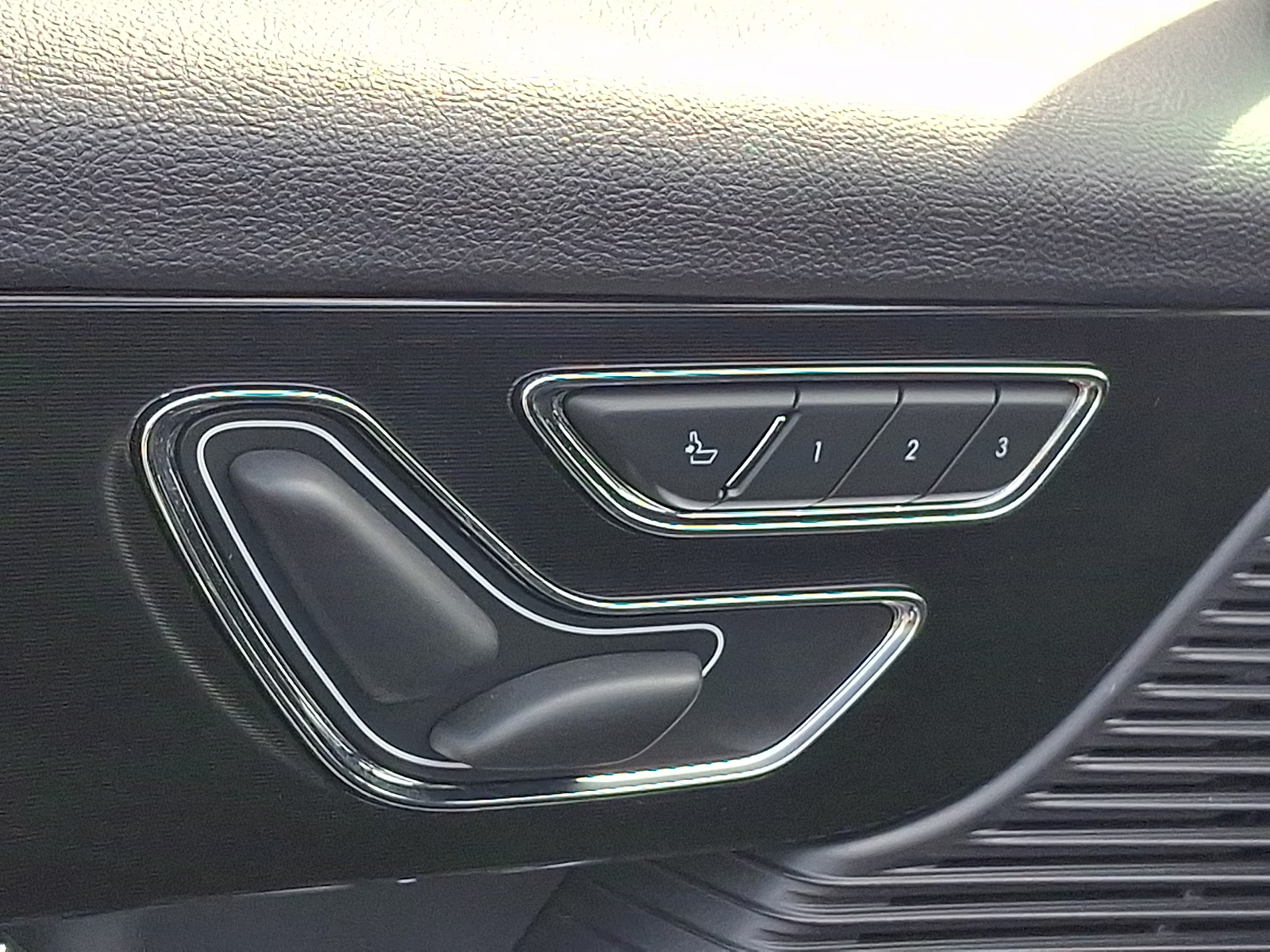 2022 Silver Radiance Metallic Clearcoat - JS Lincoln Corsair Reserve AWD