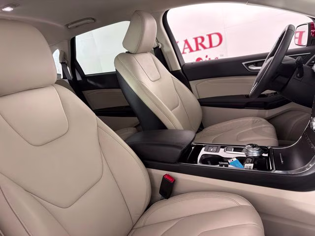 2020 Red Metallic Ford Edge Titanium FWD SUV