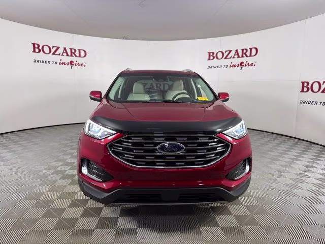 2020 Red Metallic Ford Edge Titanium FWD SUV