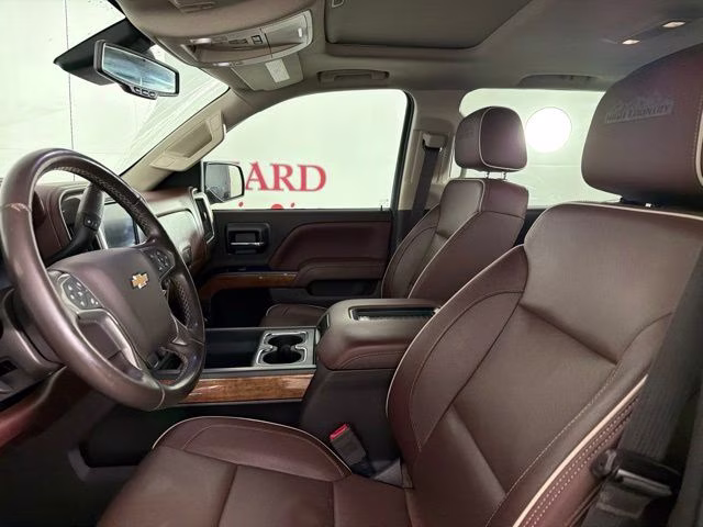 2018 Black Chevrolet Silverado 1500 High Country 4X4 Truck