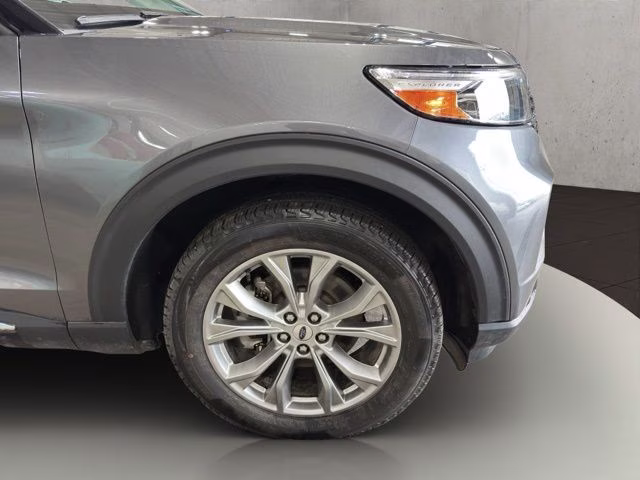 2023 Gray Metallic Ford Explorer XLT 4X4 SUV