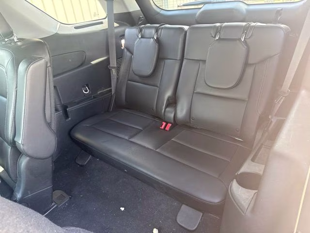 2023 Gray Metallic Ford Explorer XLT 4X4 SUV