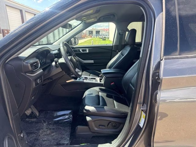 2023 Gray Metallic Ford Explorer XLT 4X4 SUV