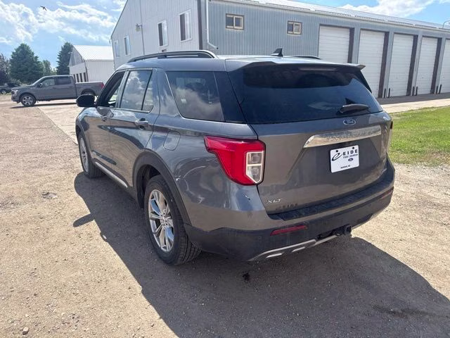 2023 Gray Metallic Ford Explorer XLT 4X4 SUV
