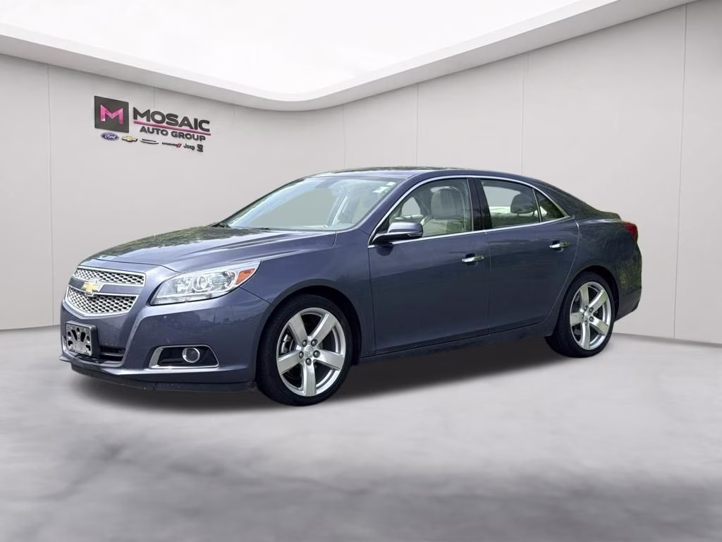 2013 Blue Metallic Chevrolet Malibu LTZ FWD Sedan