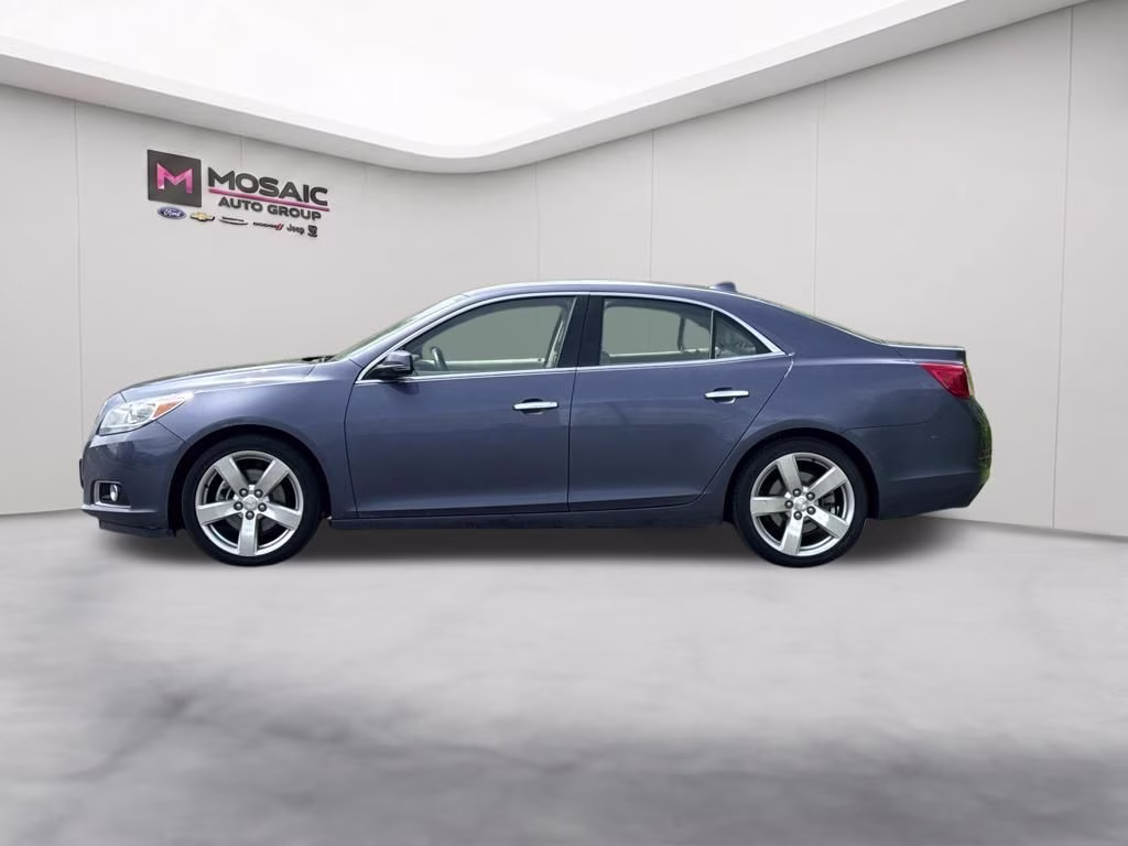 2013 Blue Metallic Chevrolet Malibu LTZ FWD Sedan