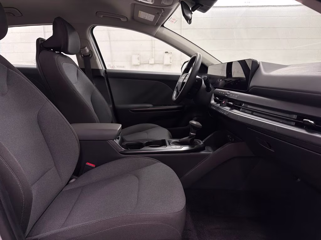 2025 Morning Haze Kia K4 LXS FWD Sedan