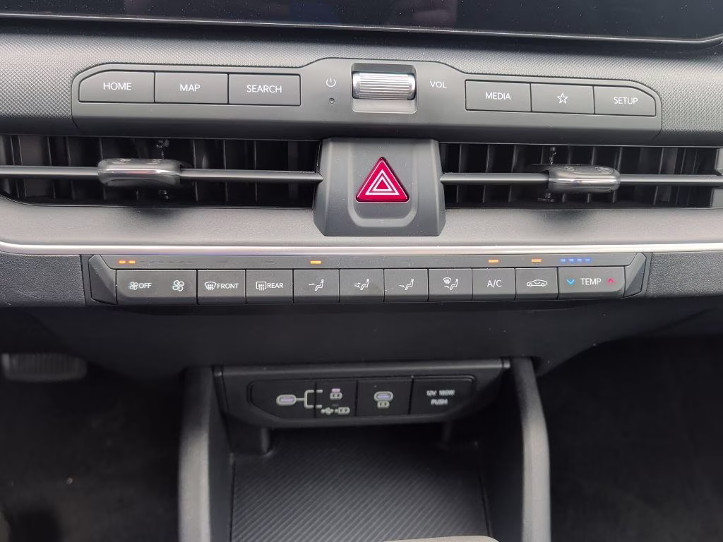 2025 Morning Haze Kia K4 LXS FWD Sedan