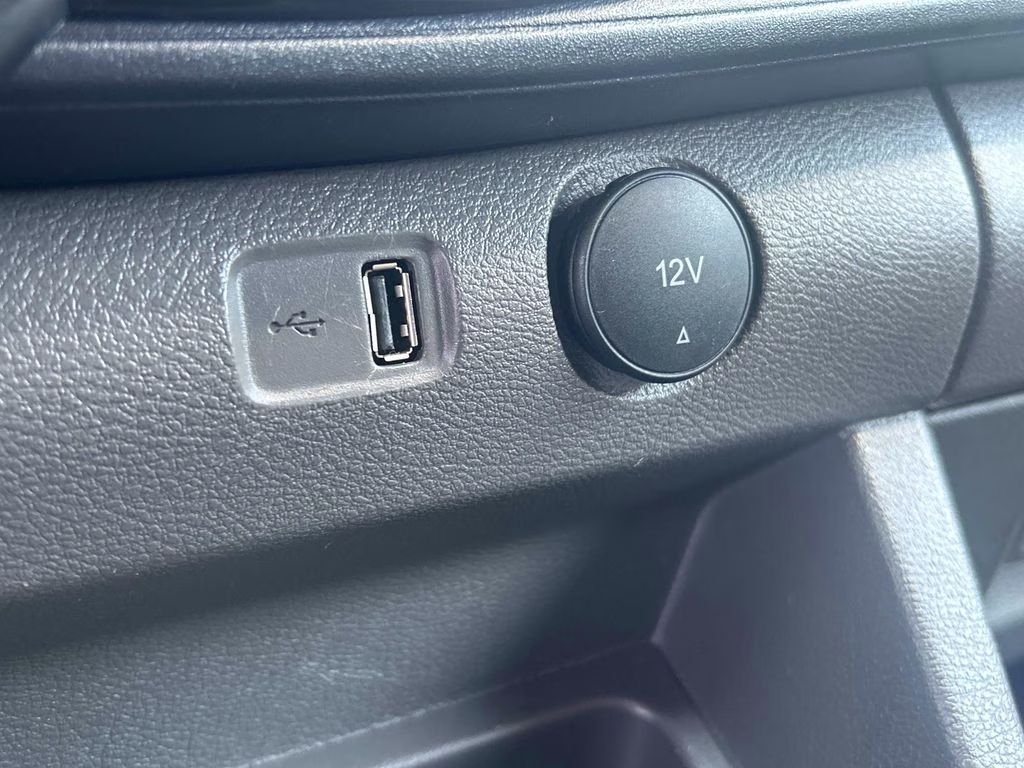 2023 Oxford White Ford Transit-350 XLT RWD Crossover