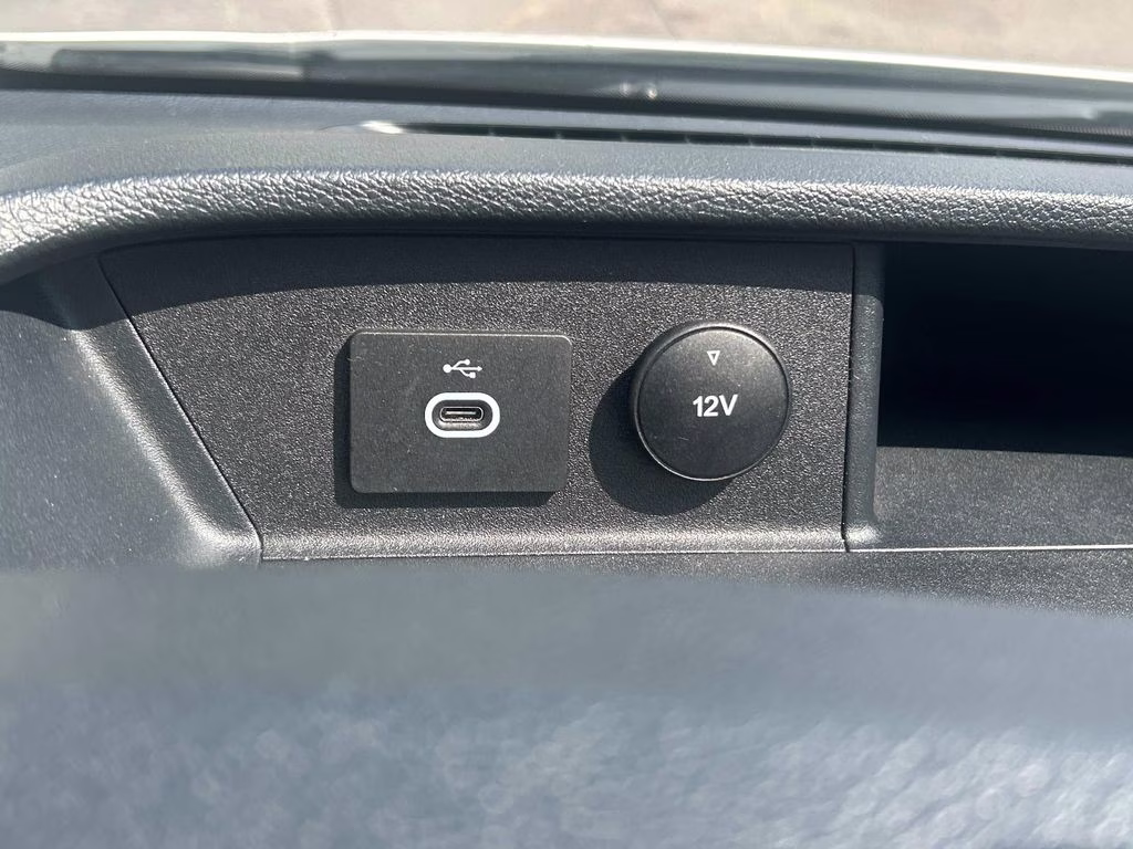 2023 Oxford White Ford Transit-350 XLT RWD Crossover
