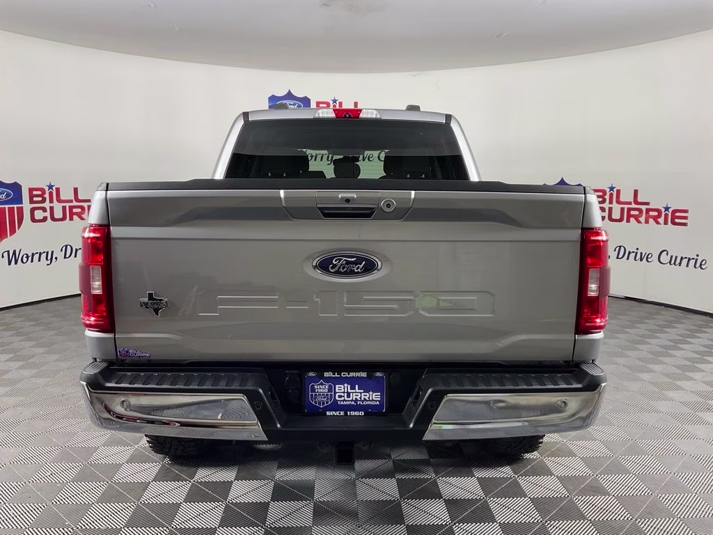 2021 Silver Metallic Ford F-150 XLT 4X4 Truck